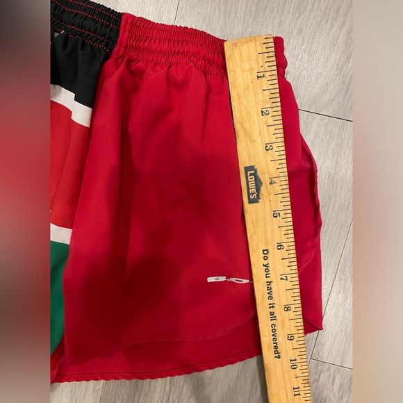 BoA Running Men's Small Red Black Green White Half Split Shorts S - Picture 3 of 6